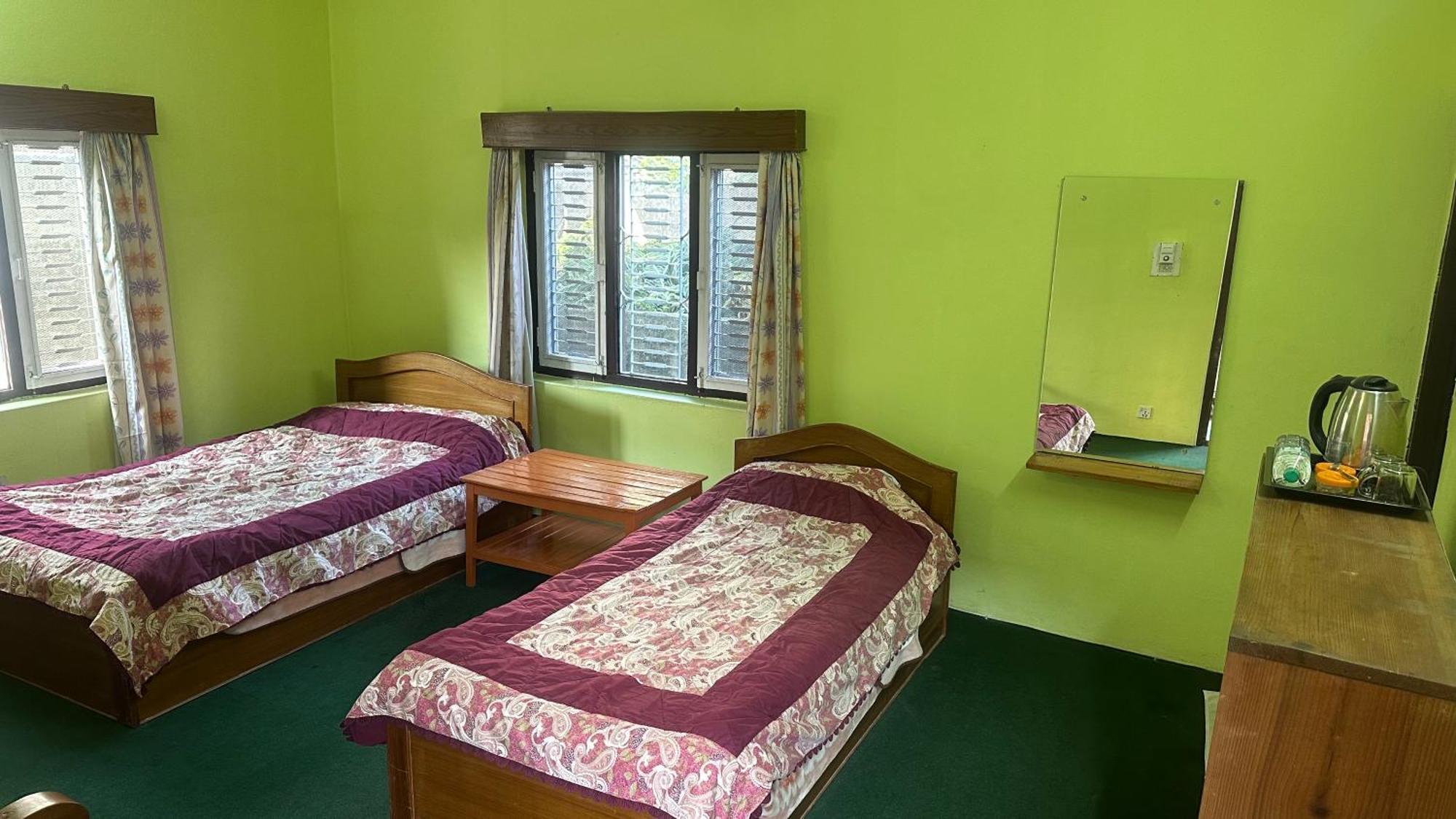 New Pokhara Lodge - Pokhara Lakeside Luaran gambar